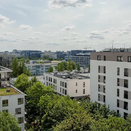 Unique For 6 People With Balcony & Parking By Renters
