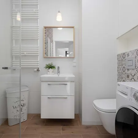 アパート Unique For 6 People With Balcony & Parking By Renters *